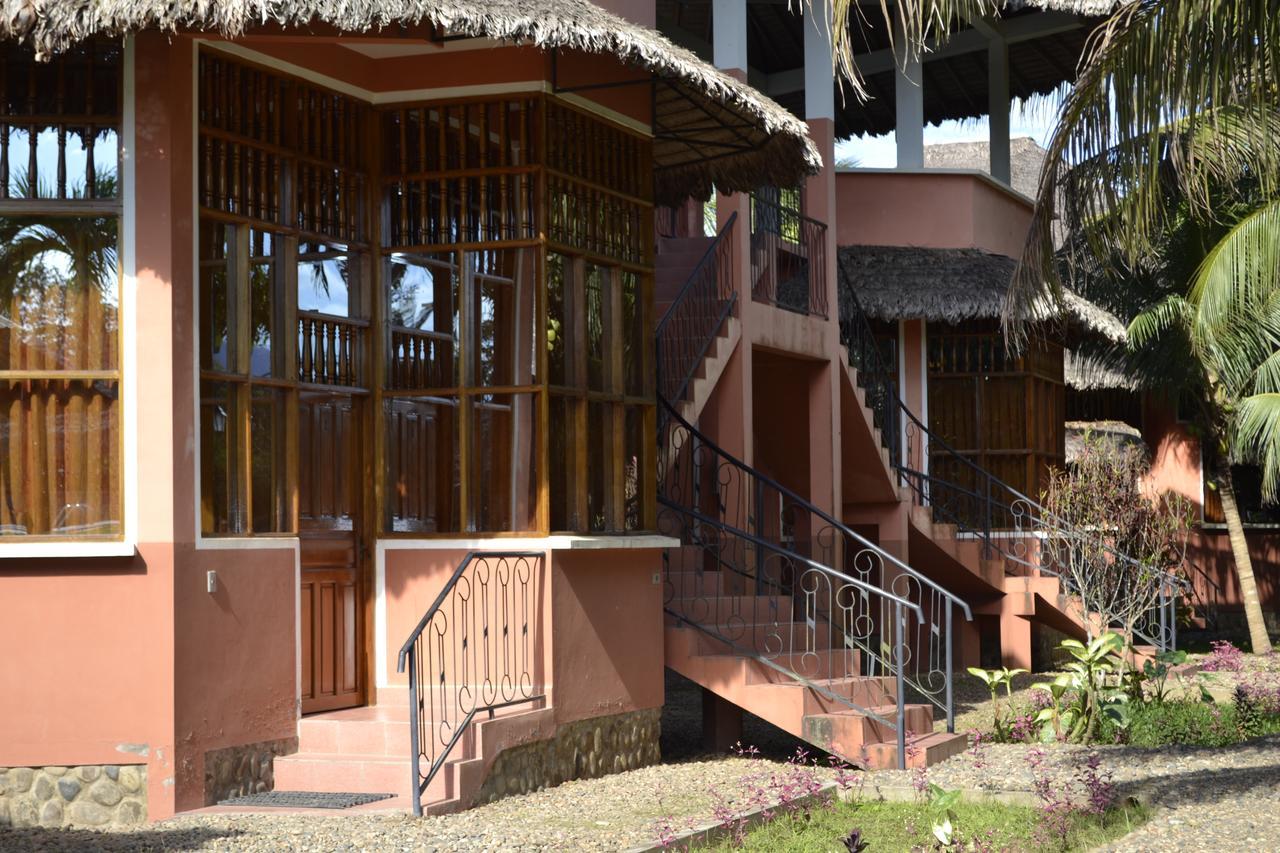La Isla De Los Tucanes Rurrenabaque Eksteriør billede